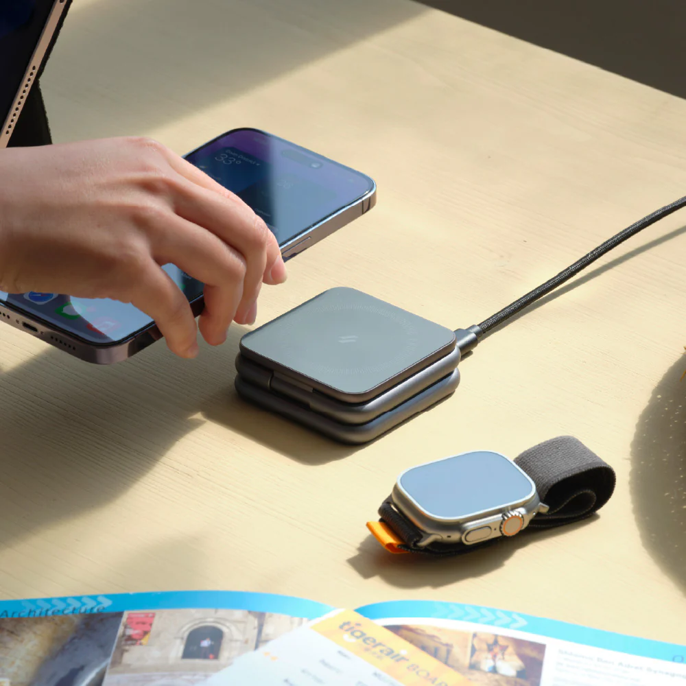 Adam Elements Mag 3 Magnetic 3-in-1 Foldable Travel Charging Station - Image 14
