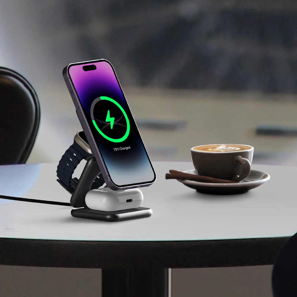 Adam Elements Mag 3 Magnetic 3-in-1 Foldable Travel Charging Station - Image 7
