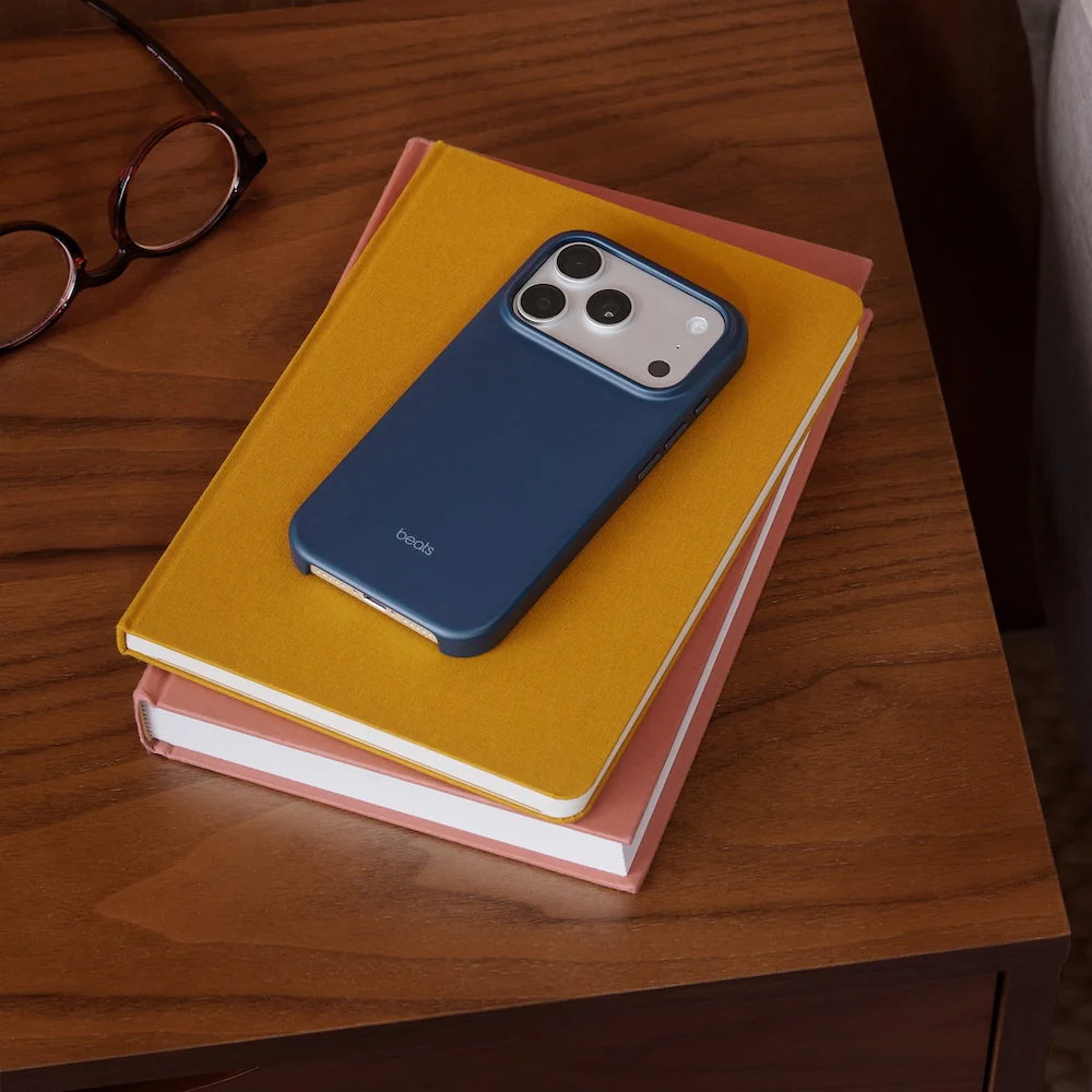 Beats Case with MagSafe and Camera Control for iPhone 17 Pro - Bedrock Blue - Image 2