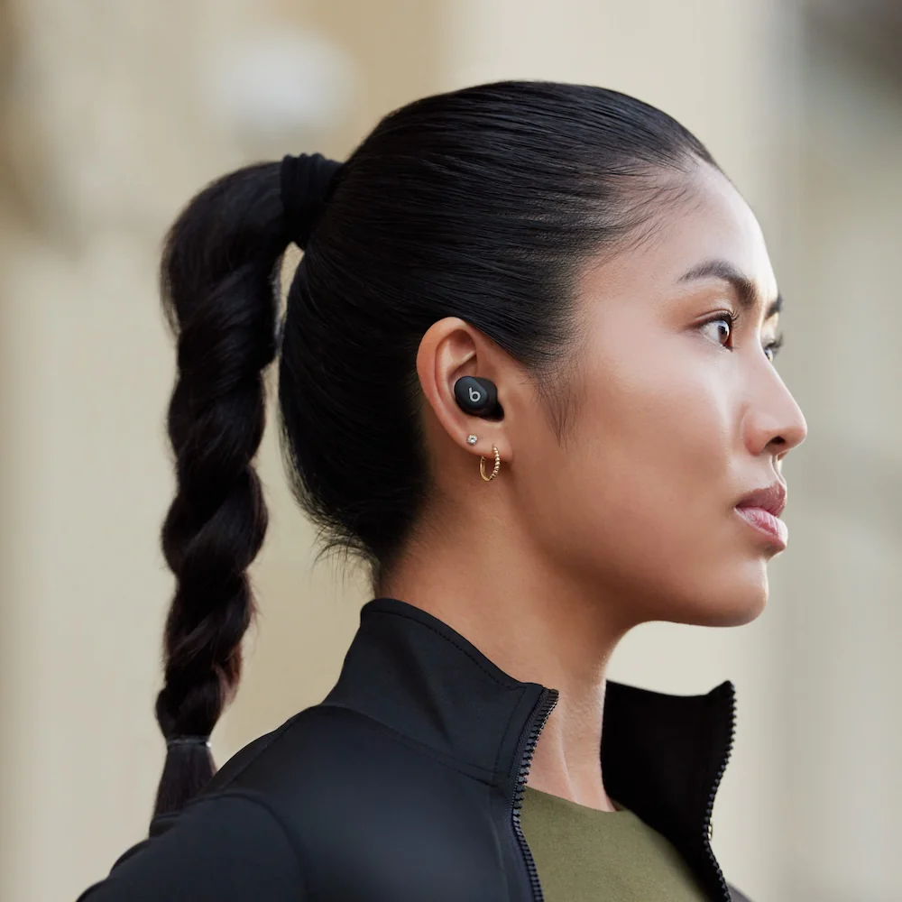 Beats Solo Buds True Wireless Earbuds - Matte Black - Image 2
