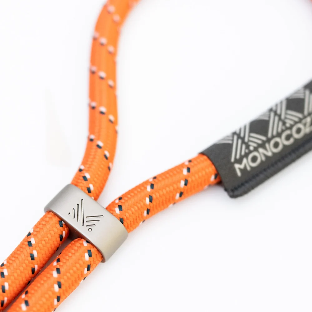 Monocozzi ESSENTIALS | Rope Wrist Strap for iPhone - Terracotta - Image 4