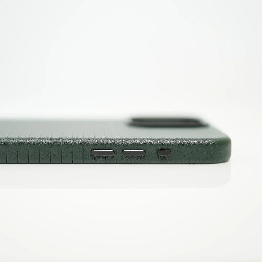 Monocozzi LUCID Refined | Magsafe Protective Case for iPhone 15 Pro - Olive Night - Image 4