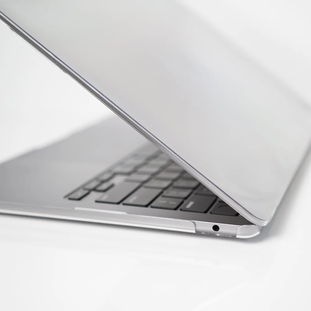 Monocozzi LUCID SLIM Case for 13-inch MacBook Air M2/M3/M4/M5 Clear - Image 4